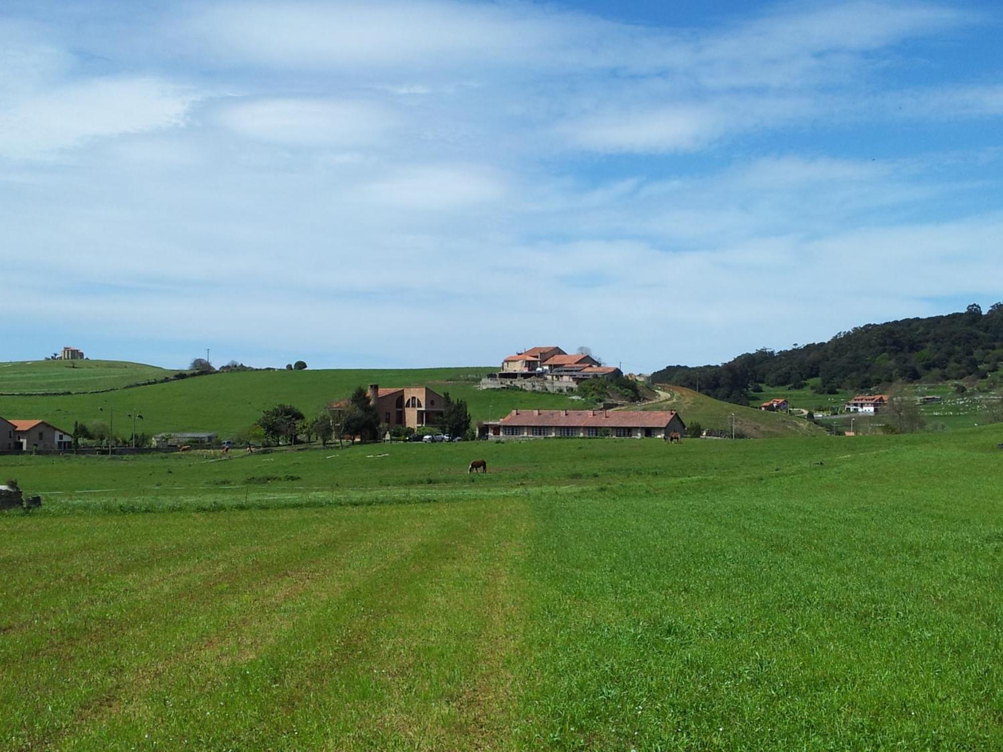 Posada La Roblera Guest House Orena Exterior photo